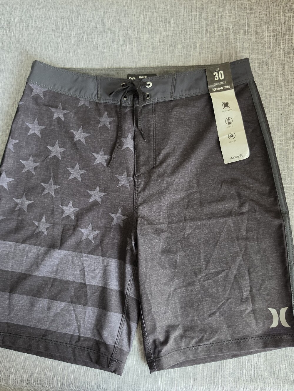 Hurley Phantom Patriot 20" Board Shorts Size 30 Gray Quick Dry American Flag